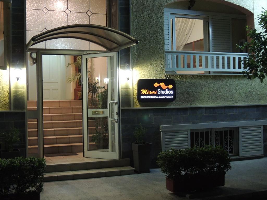 Miami Studios Loutra Edipsou  Exterior foto
